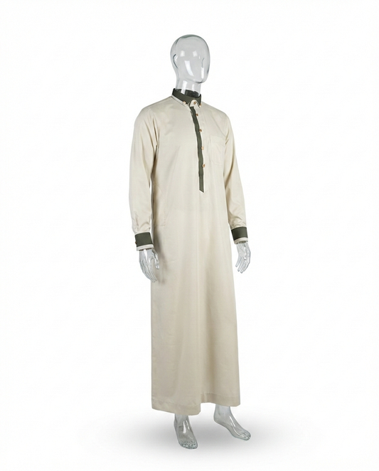 Qamis Signature Beige Sable – Détails Vert Olive & Boutons Dorés