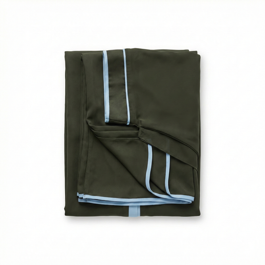 Abaya Premium Liseré Céleste – Vert Olive